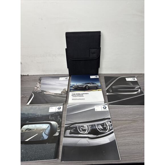 17 2017 BMW 3 Series with eDRIVE/330e iPerformanace Owners Manual - Picture 1 of 7